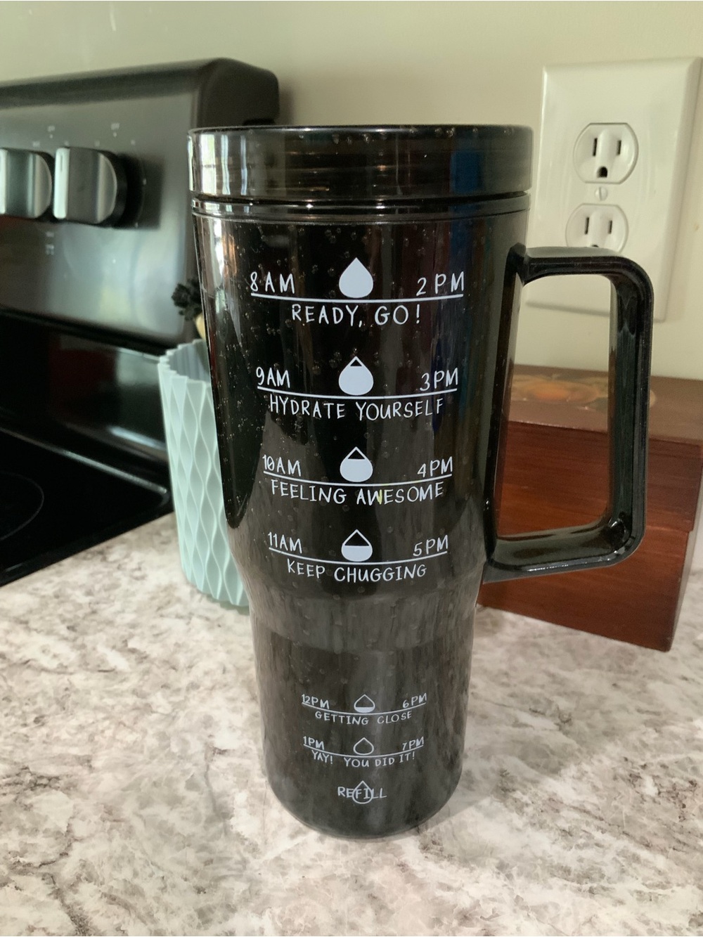Hydration Tracker Travel Mug - Black